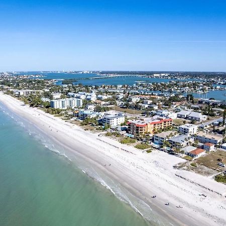 Sea Side 102 Beachfront Sleeps 8 Clearwater Beach Dış mekan fotoğraf